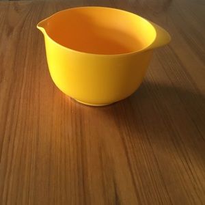 Yellow vintage Rosti mixing bowl